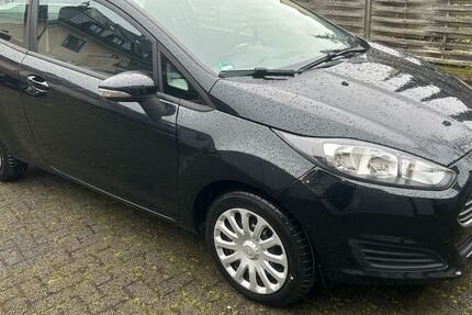 Ford Fiesta 191.000 km 2.650 &euro; Köln 51069