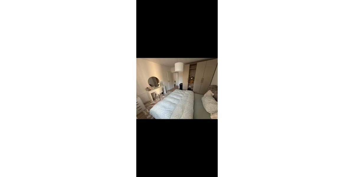 Etagenwohnung Köln Nippes - 2 Zimmer, 64 m&sup2;, 1.530&euro; | Angebot:26591344