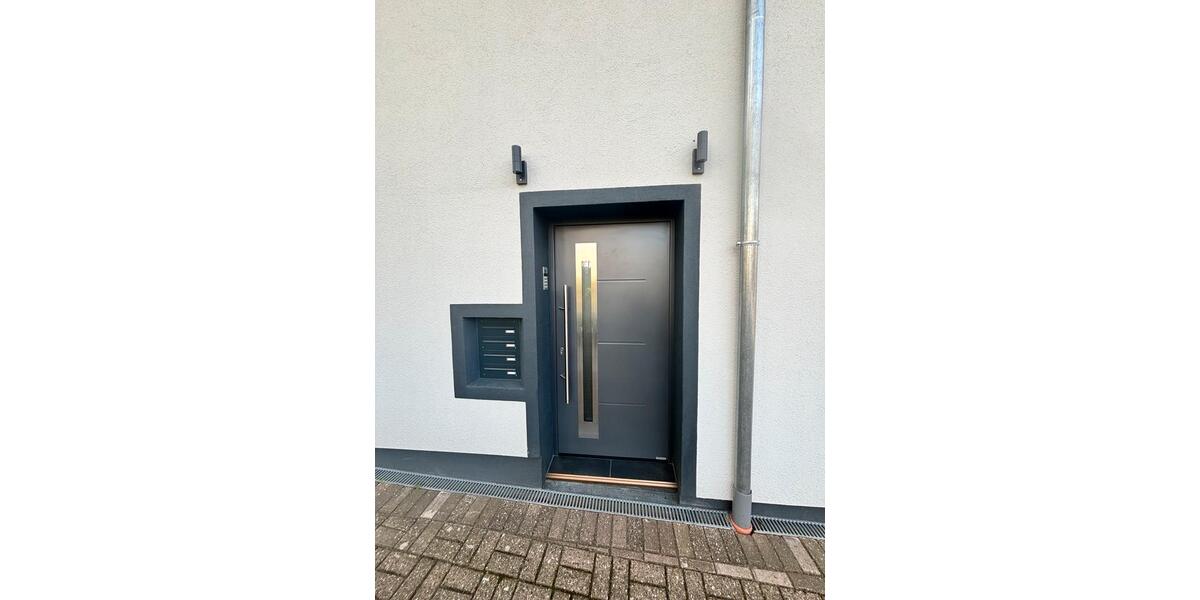 Erdgeschoßwohnung Solingen Central - 2 Zimmer, 61 m&sup2;, 775&euro; | Angebot:26602692