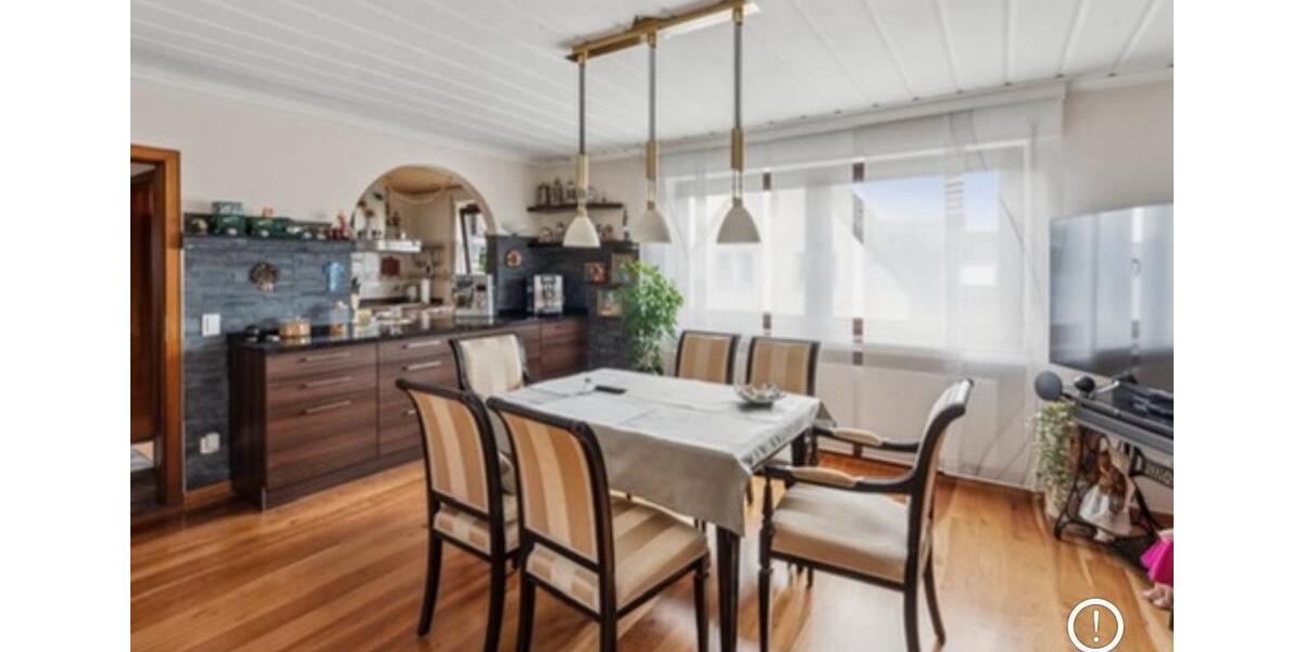 Etagenwohnung Köln Chorweiler - 5 Zimmer, 125 m&sup2;, 1.363&euro; | Angebot:26020410