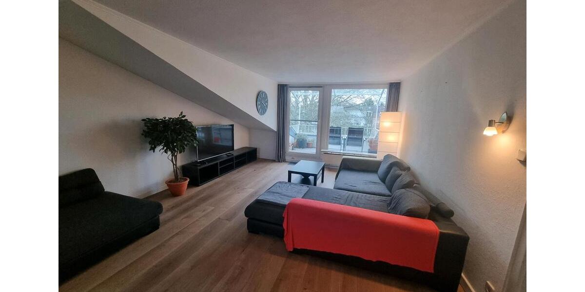 Dachgeschoßwohnung Düsseldorf Stadtbezirk 2 - 2 Zimmer, 66 m&sup2;, 1.056&euro; | Angebot:26013851