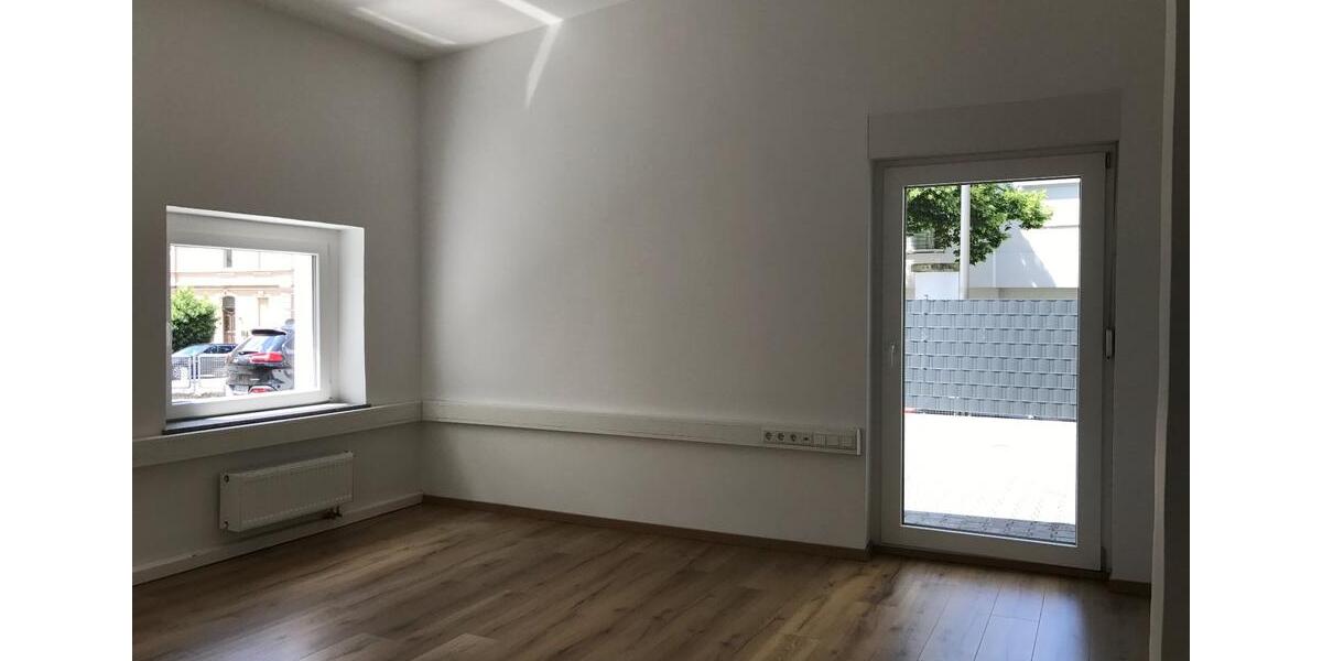 Erdgeschoßwohnung Solingen Höhscheid - 2 Zimmer, 60 m&sup2;, 740&euro; | Angebot:25974594