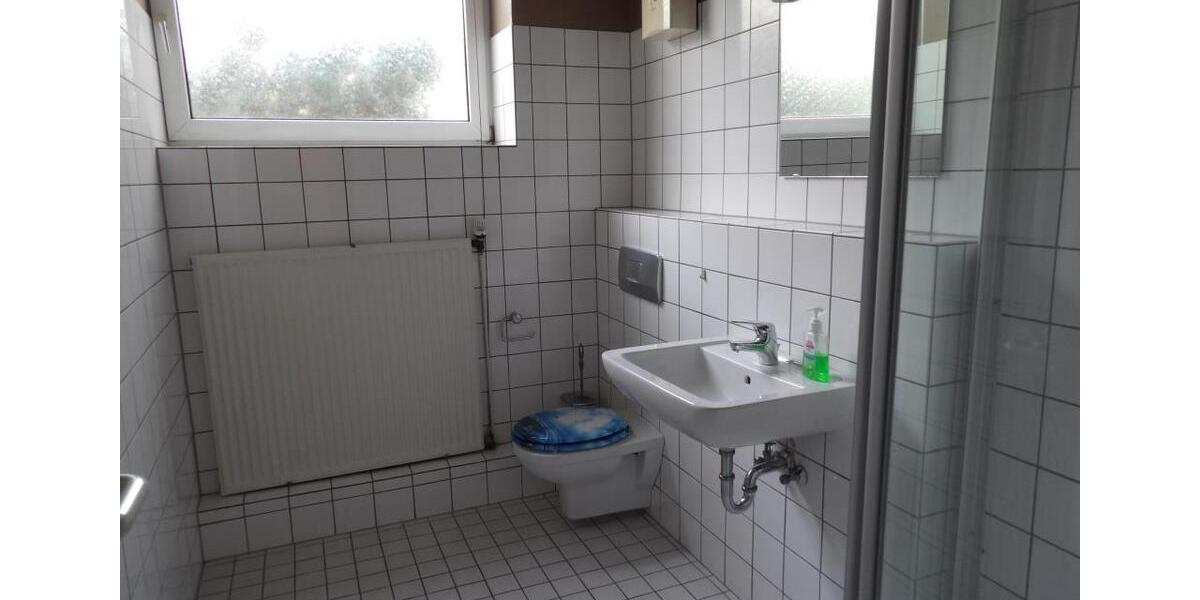 Gewerbeobjekt Düsseldorf Stadtbezirk 9 - 1.296&euro; | Angebot:25958373