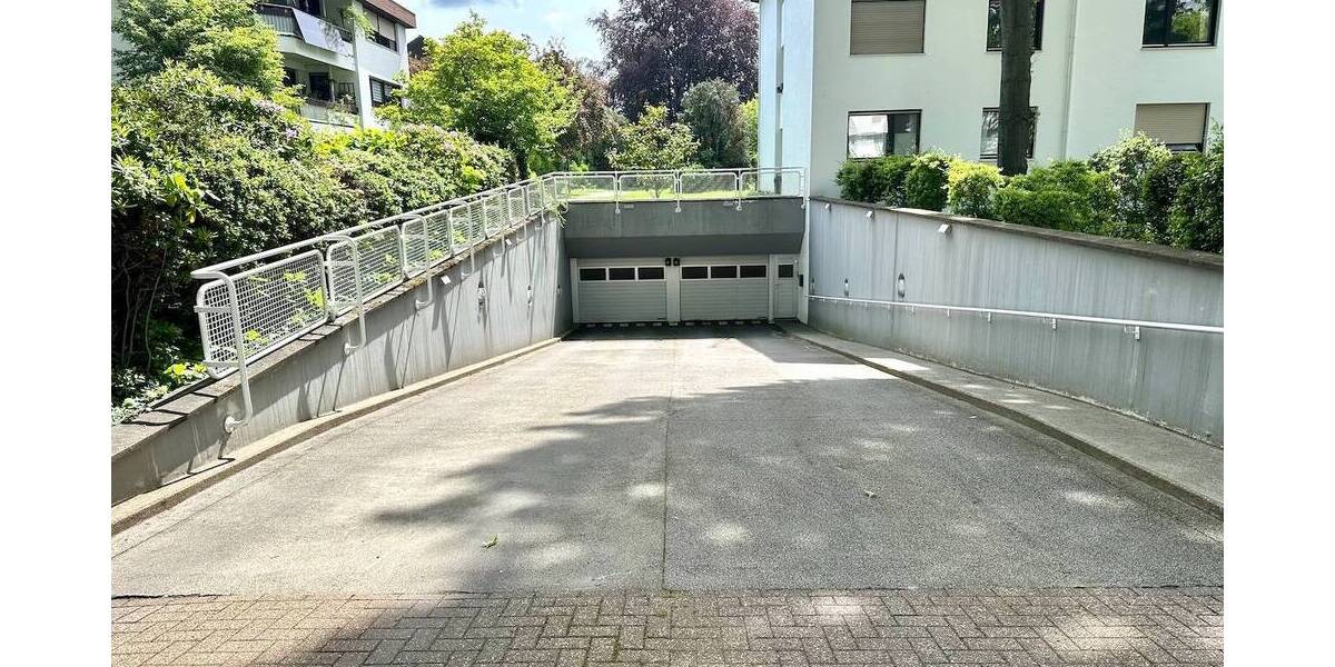 Etagenwohnung Neuss Gnadental - 4 Zimmer, 140 m&sup2;, 1.550&euro; | Angebot:26641440
