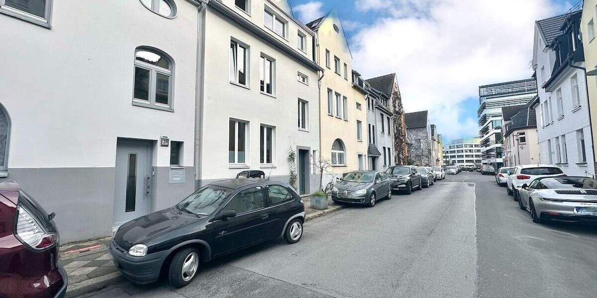 Mehrfamilienhaus, Wohnhaus Düsseldorf Heerdt - 6 Zimmer, 178 m&sup2;, 889.000&euro; | Angebot:25736814