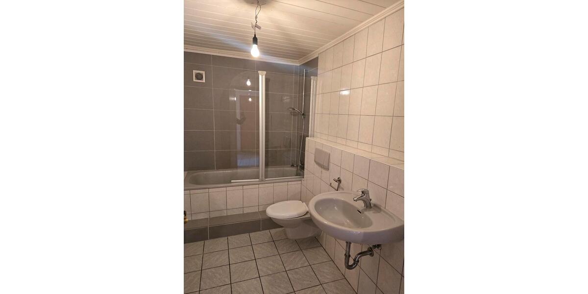 Etagenwohnung Remscheid Remscheid-Süd - 2 Zimmer, 50 m&sup2;, 520&euro; | Angebot:25046353