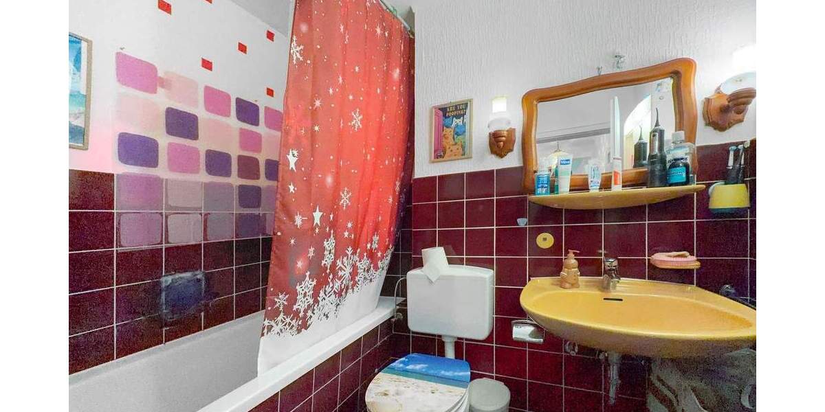 Etagenwohnung Köln Niehl - 3 Zimmer, 75 m&sup2;, 349.000&euro; | Angebot:25685040