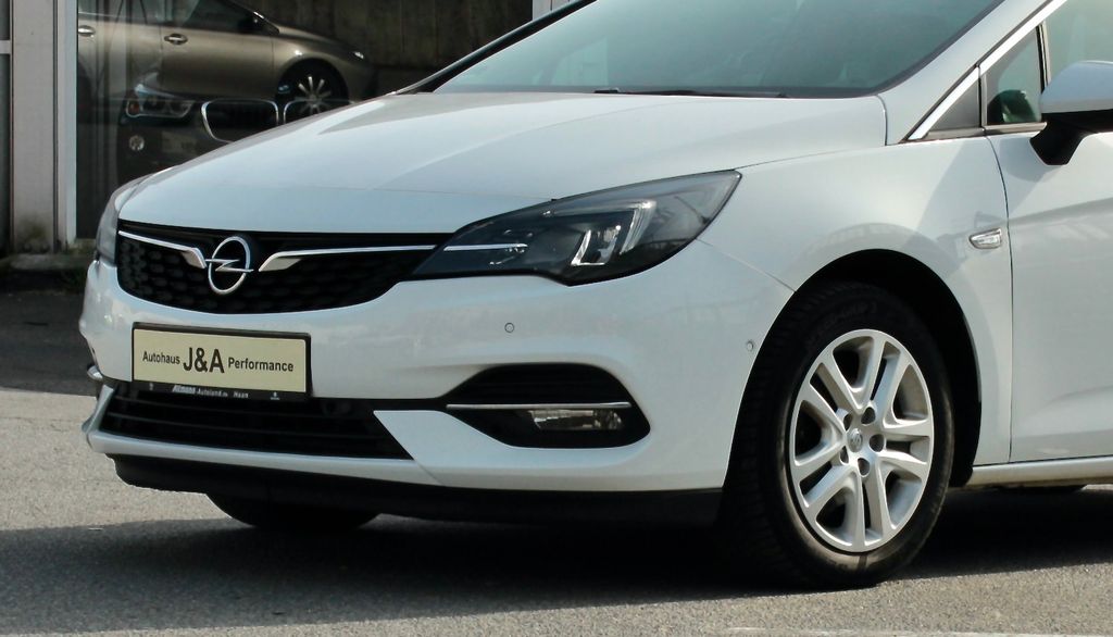 Opel Astra 144.700 km 7.990 &euro; Düsseldorf 40625