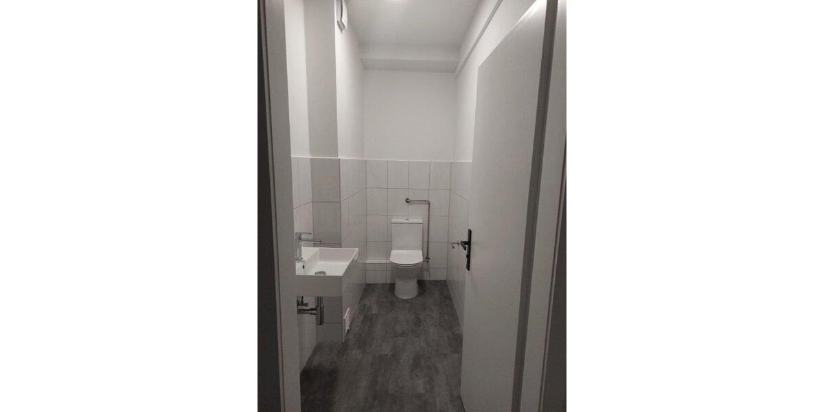 Etagenwohnung Düsseldorf Stadtmitte - 3 Zimmer, 90 m&sup2;, 1.790&euro; | Angebot:25999479