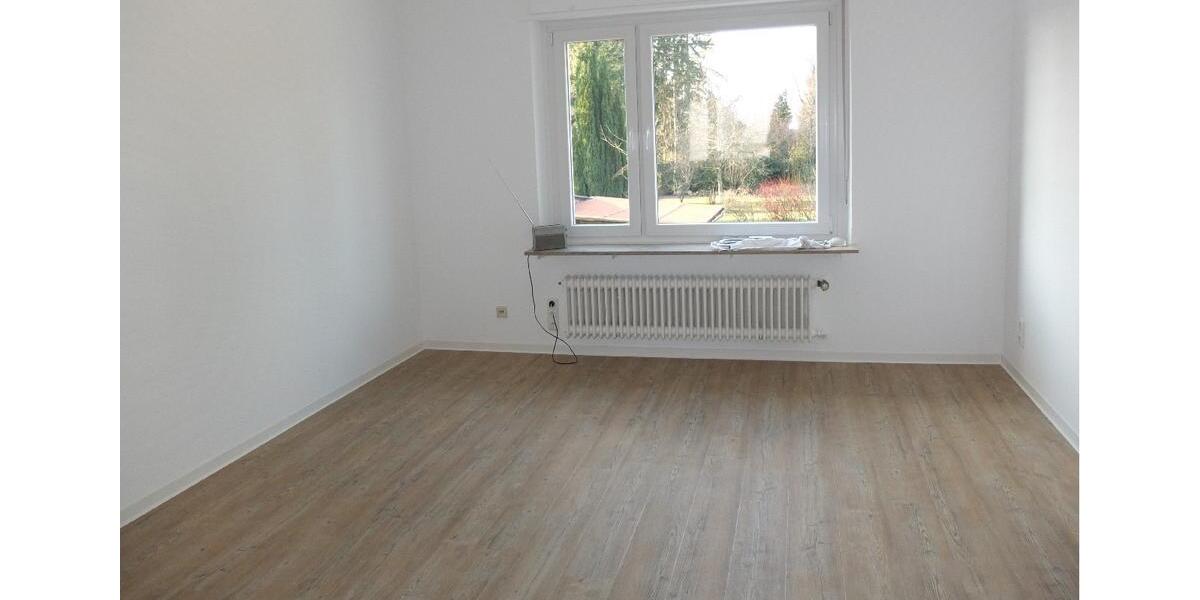 Etagenwohnung Solingen Central - 3 Zimmer, 70 m&sup2;, 705&euro; | Angebot:26178013