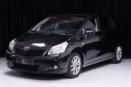 Toyota Verso 230.911 km 5.499 &euro; Düsseldorf 40211