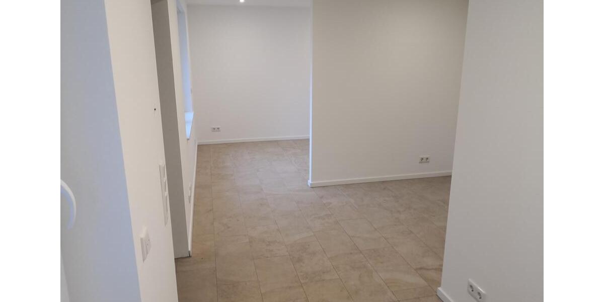 Terrassenwohnung Neuss Gnadental - 1 Zimmer, 24 m&sup2;, 380&euro; | Angebot:26701776