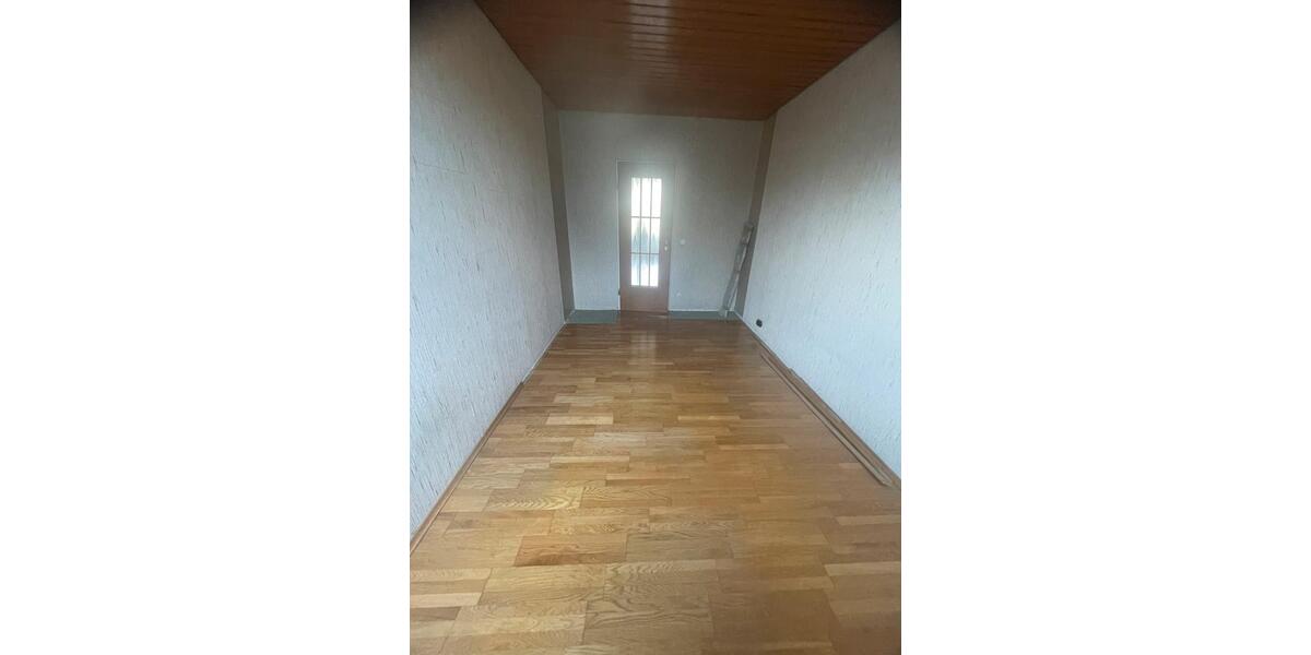 Hochparterre Düsseldorf Stadtbezirk 9 - 3.5 Zimmer, 77 m&sup2;, 220.000&euro; | Angebot:25933784
