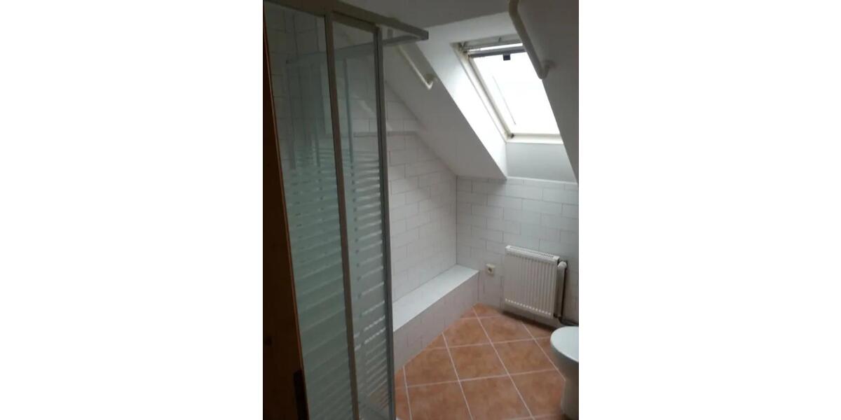 Maisonettenwohnung Solingen - 5 Zimmer, 125 m&sup2;, 1.200&euro; | Angebot:25395111