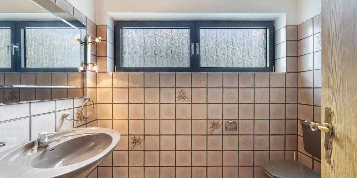 Einfamilienhaus Düsseldorf Benrath - 6 Zimmer, 168 m&sup2;, 740.000&euro; | Angebot:26723214