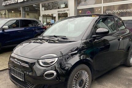 Fiat 500e 11.330 km 17.990 &euro; Köln 51069