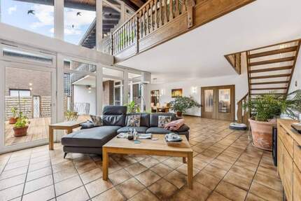 Haus Grevenbroich / Kapellen Kapellen - 5 Zimmer, 216 m&sup2;, 750.000&euro; | Angebot:25689632