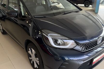 Honda Jazz 5.882 km 23.490 &euro; Brühl 50321