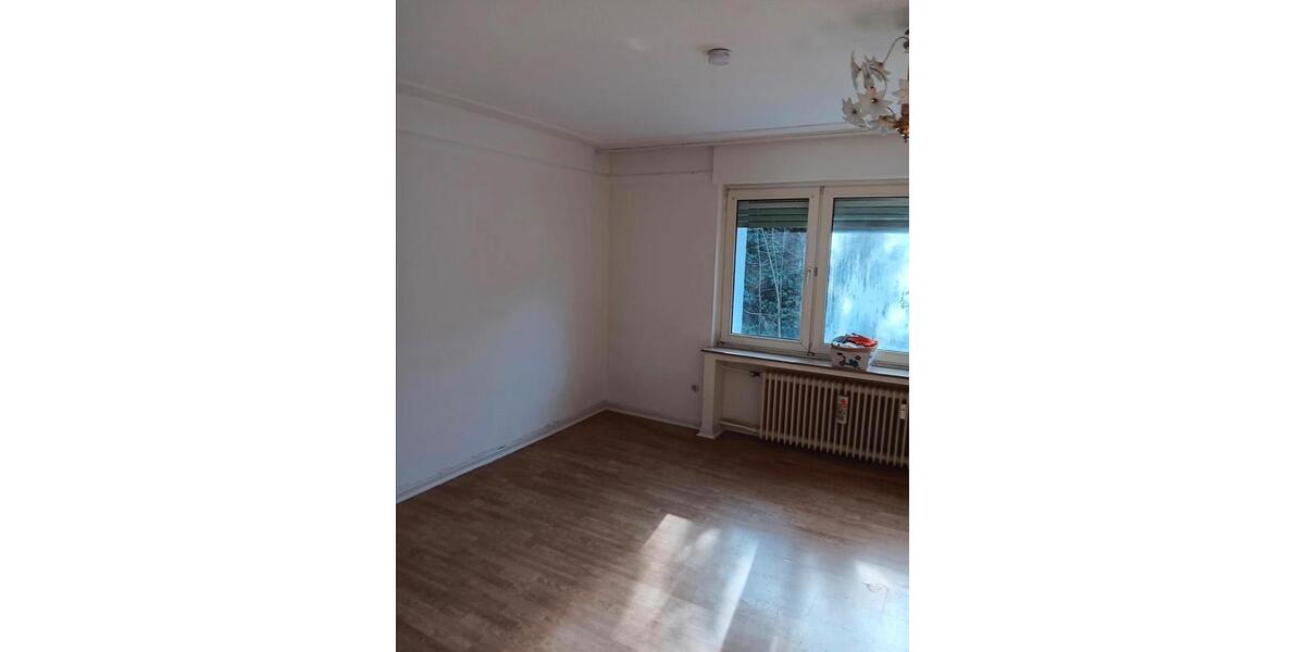 Dachgeschoßwohnung Remscheid - 3 Zimmer, 57 m&sup2;, 400&euro; | Angebot:26028930