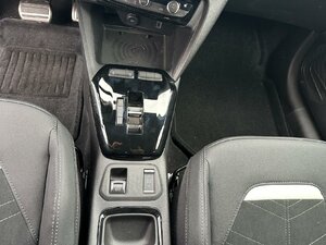 Opel Corsa GS KAM SHZ MASSAGESITZ CARPLAY ANDROID AUTO 9.805 km 18.880 &euro; HAAN 42781