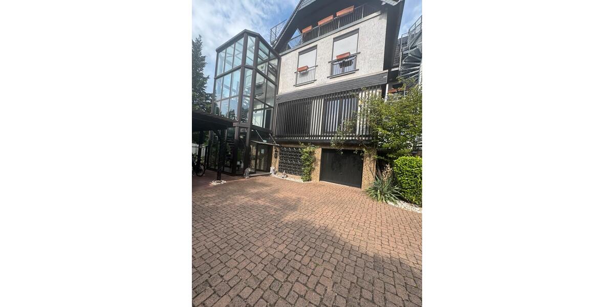 Etagenwohnung Langenfeld (Rheinland) - 2 Zimmer, 596 m&sup2;, 1.600.000&euro; | Angebot:27081290