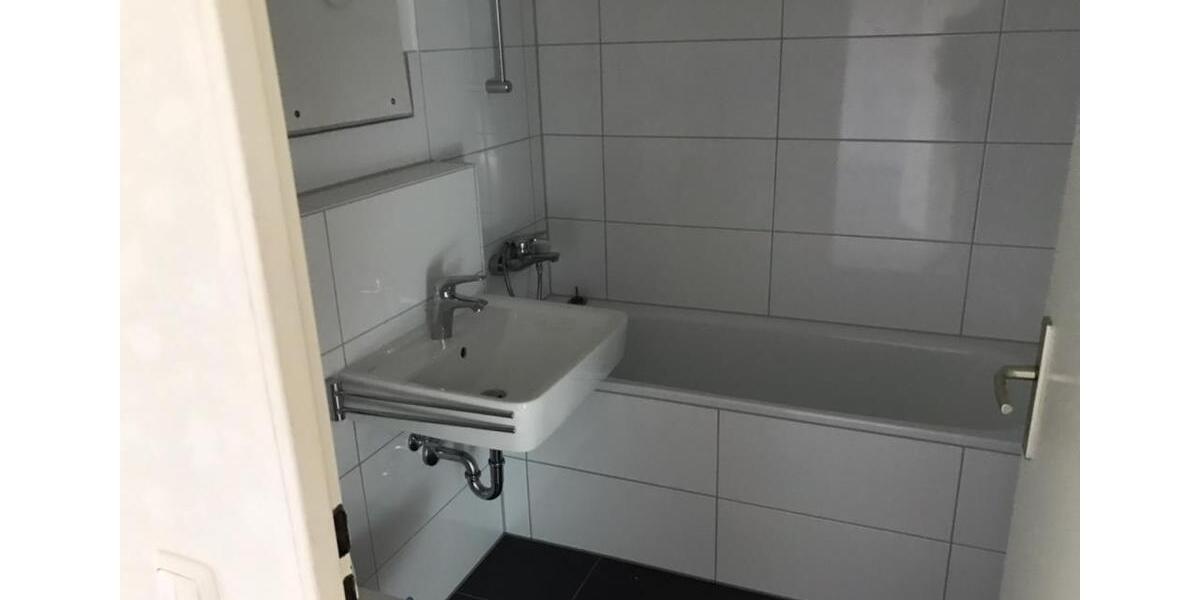 Etagenwohnung Neuss Erfttal - 3 Zimmer, 69 m&sup2;, 739&euro; | Angebot:25996594