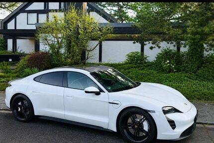 Porsche Taycan 34.950 km 53.499 &euro; Rodenkirchen 50996