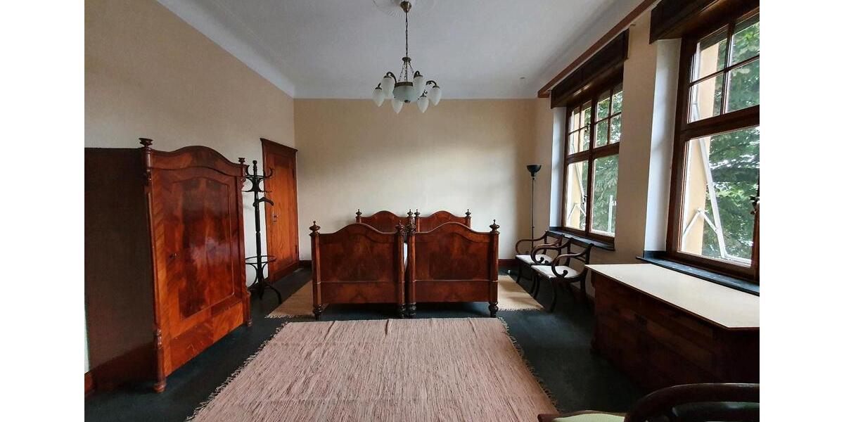 Etagenwohnung Solingen Aufderhöhe - 3 Zimmer, 100 m&sup2;, 400&euro; | Angebot:25220398