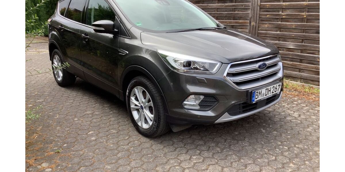 Ford Kuga 29.200 km 19.400 &euro; Pulheim 50259
