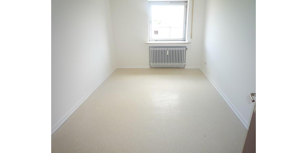 Etagenwohnung Bergheim - 3 Zimmer, 77 m&sup2;, 415&euro; | Angebot:25968595