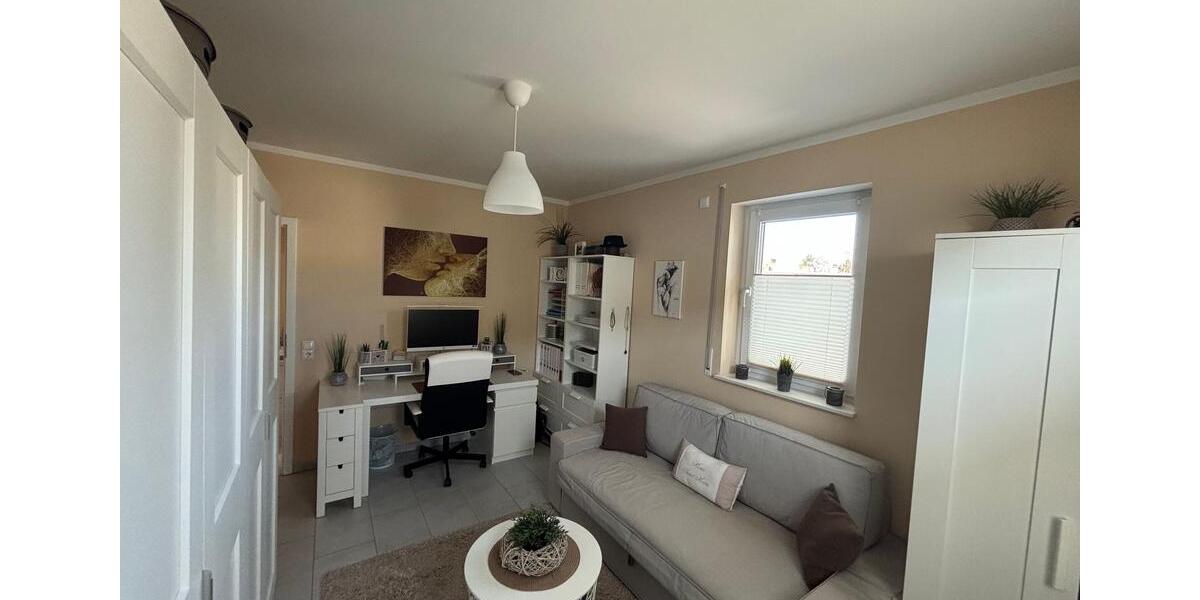 Etagenwohnung Bergisch Gladbach Alt-Frankenforst - 4 Zimmer, 136 m&sup2;, 1.765&euro; | Angebot:25377614