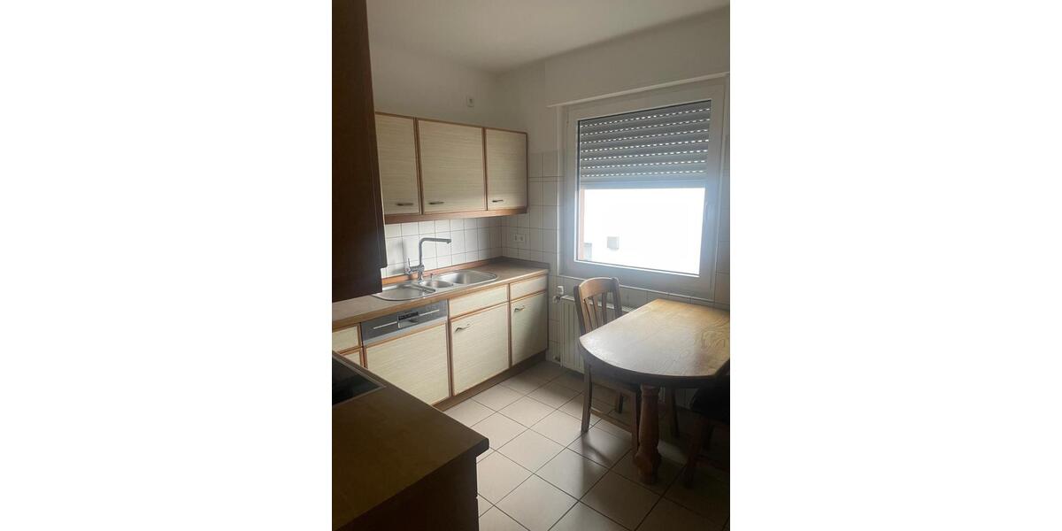 Etagenwohnung Leverkusen Schlebusch - 3 Zimmer, 85 m&sup2;, 1.400&euro; | Angebot:25420297