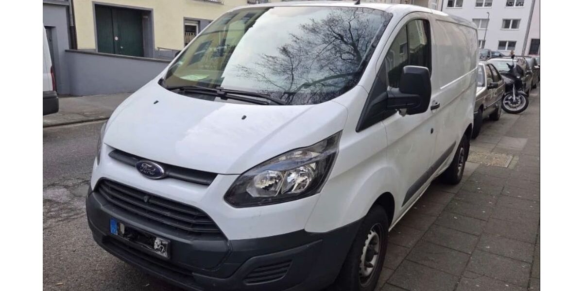 Ford Transit Custom 54.000 km 9.750 &euro; Köln 50825