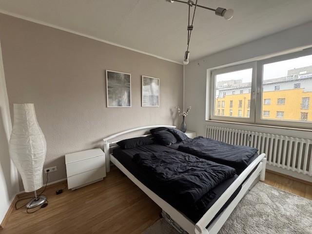 Etagenwohnung Düsseldorf Oberbilk - 3 Zimmer, 74 m&sup2;, 881&euro; | Angebot:25646818