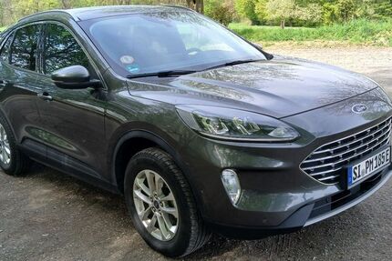 Ford Kuga 182.000 km 12.400 &euro; Odenthal-Neschen 51519