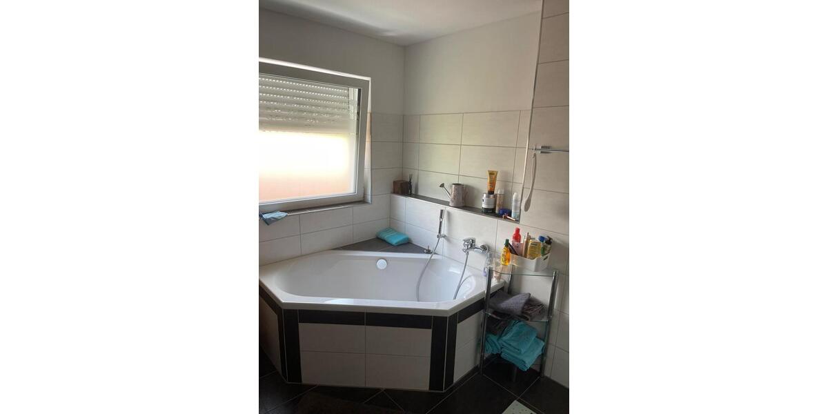 Doppelhaushälfte Leverkusen Bürrig - 4 Zimmer, 132 m&sup2;, 625.000&euro; | Angebot:26042123