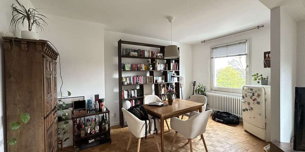 Etagenwohnung Düsseldorf - 3 Zimmer, 78 m&sup2;, 1.300&euro; | Angebot:25985250