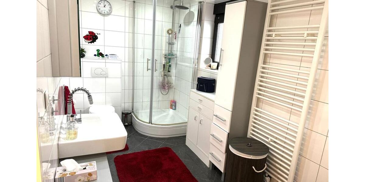 Einfamilienhaus Erkrath - 8 Zimmer, 228 m&sup2;, 599.000&euro; | Angebot:24310026