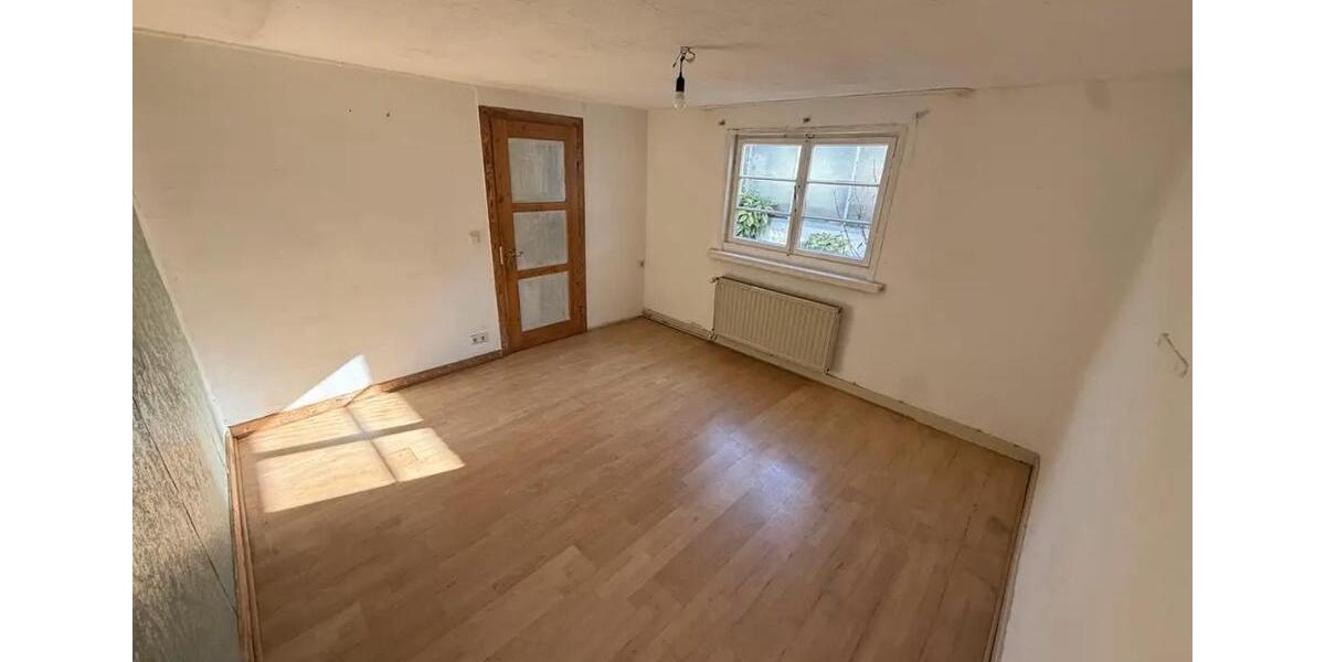Einfamilienhaus Köln Nippes - 3 Zimmer, 65 m&sup2;, 1.300&euro; | Angebot:25636950