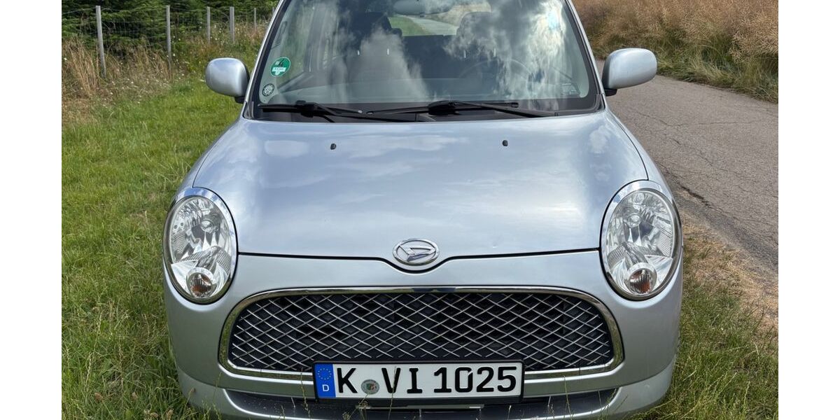 Daihatsu TREVIS 85.500 km 2.300 &euro; Köln 50859