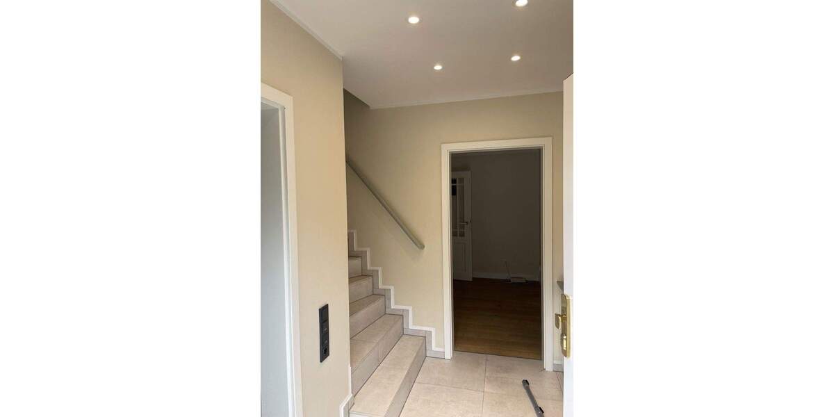 Mehrfamilienhaus, Wohnhaus Bergisch Gladbach Hebborn - 1 Zimmer, 240 m&sup2;, 1.049.000&euro; | Angebot:25879285