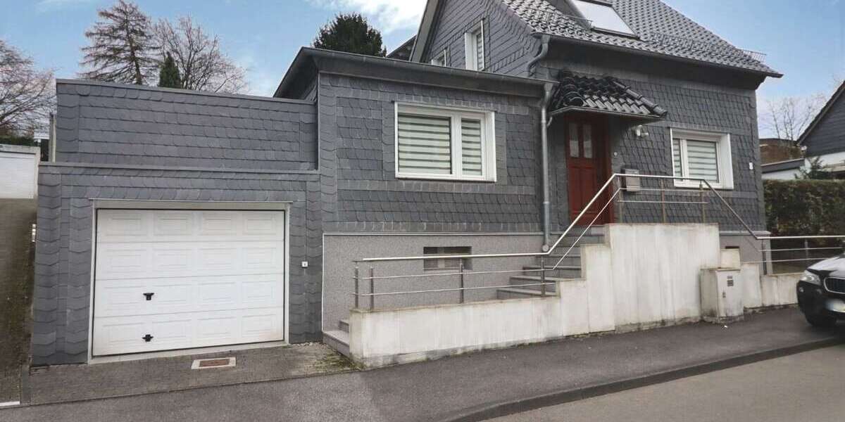 Einfamilienhaus Solingen Mitte - 4 Zimmer, 100 m&sup2;, 385.000&euro; | Angebot:24616927
