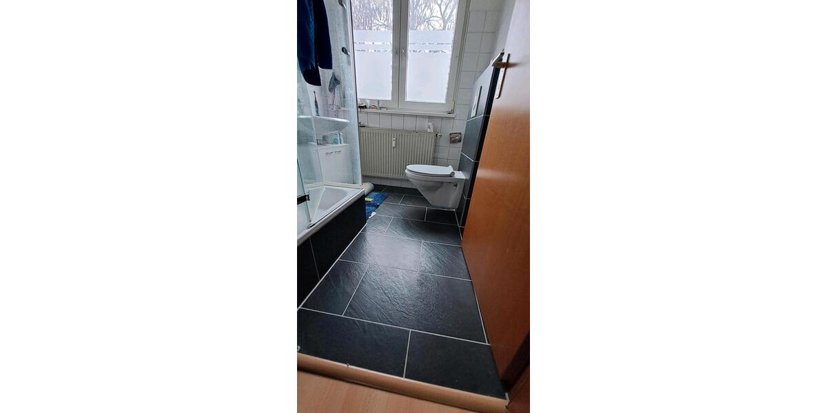 Dachgeschoßwohnung Köln Nippes - 2 Zimmer, 49 m&sup2;, 210.000&euro; | Angebot:25844555