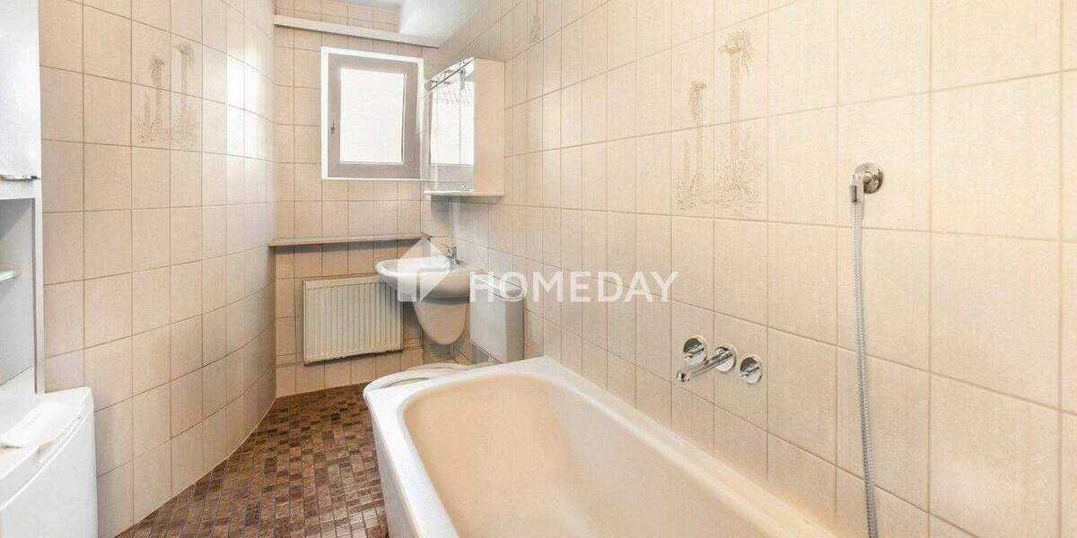 Etagenwohnung Köln Holweide - 3 Zimmer, 80 m&sup2;, 299.000&euro; | Angebot:25732680