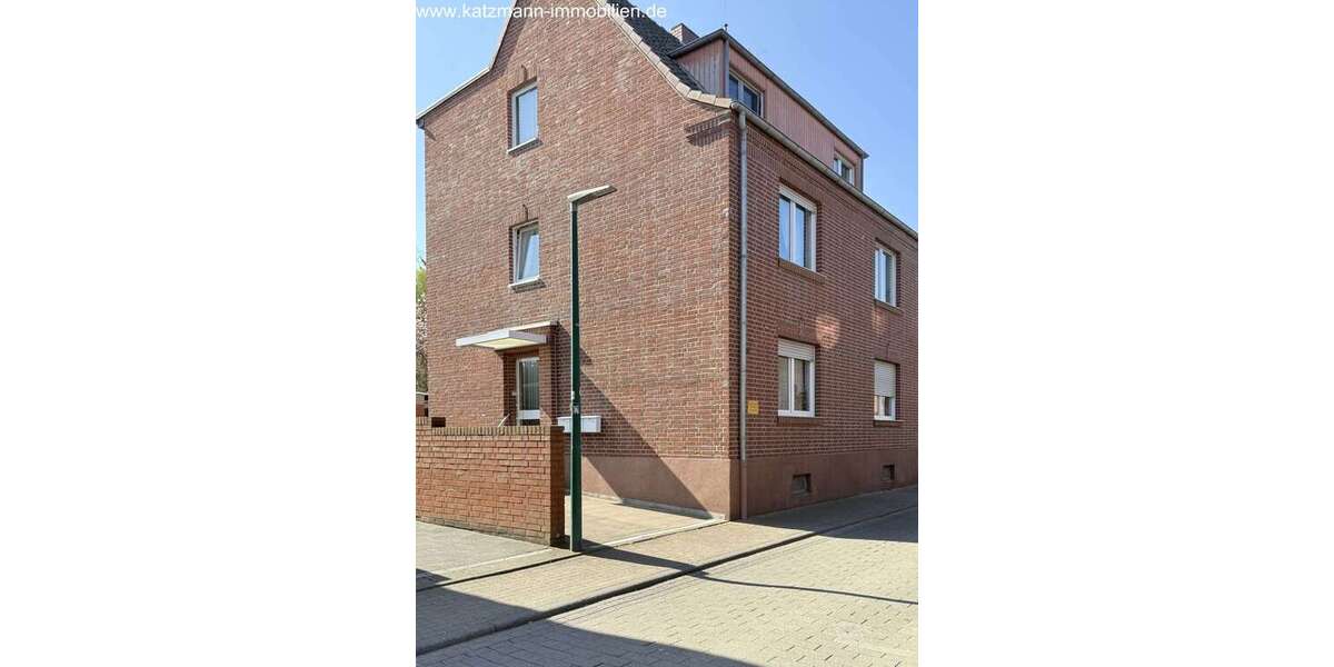 Einfamilienhaus Hürth - 9 Zimmer, 218 m&sup2;, 550.000&euro; | Angebot:23147851