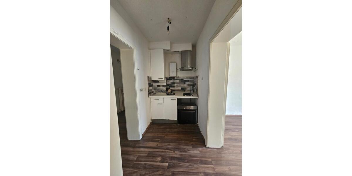 Etagenwohnung Solingen - 1 Zimmer, 30 m&sup2;, 590&euro; | Angebot:23906282