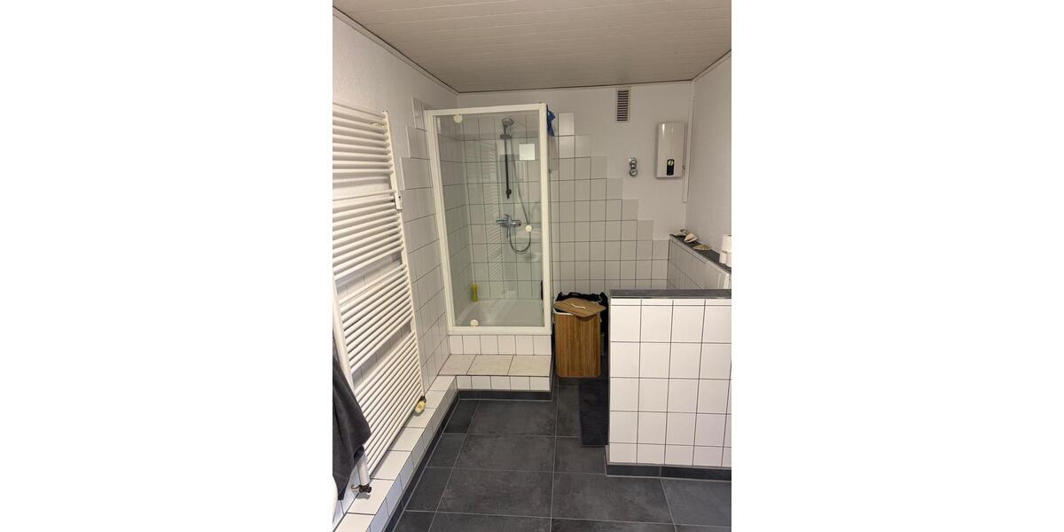 Etagenwohnung Wermelskirchen - 2 Zimmer, 8 m&sup2;, 229.000&euro; | Angebot:25125445
