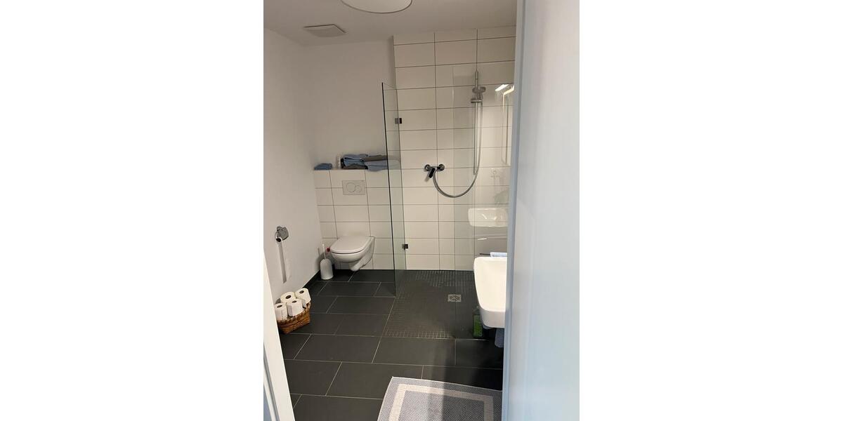 Etagenwohnung Köln Porz - 2 Zimmer, 82 m&sup2;, 1.300&euro; | Angebot:25719985