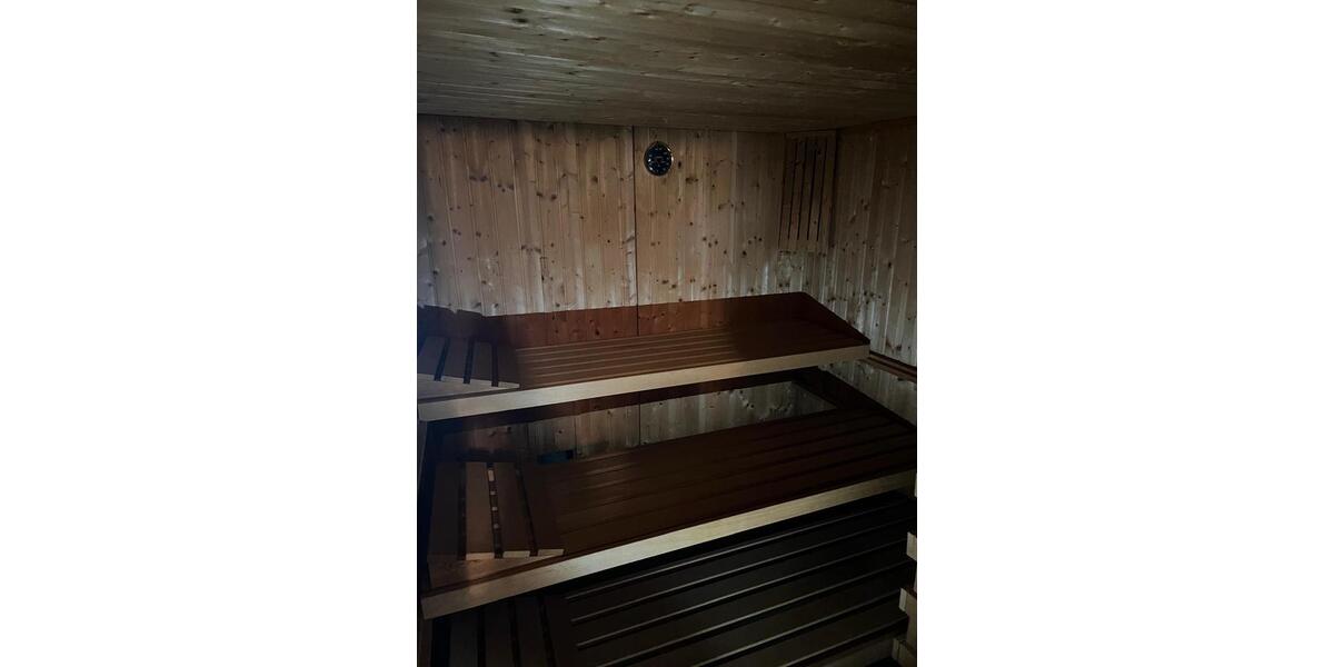 Etagenwohnung Leverkusen Schlebusch - 3 Zimmer, 123 m&sup2;, 1.400&euro; | Angebot:25961268