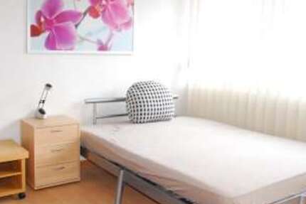 Zimmer Düsseldorf Stadtmitte - 1 Zimmer, 910&euro; | Angebot:25709394